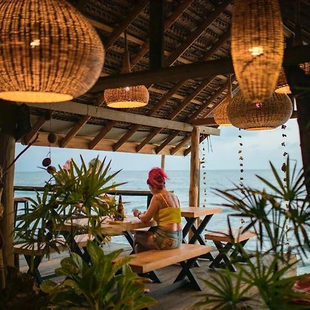 Backpack Beach Hostel & Reggae Bar Bussa المظهر الخارجي الصورة