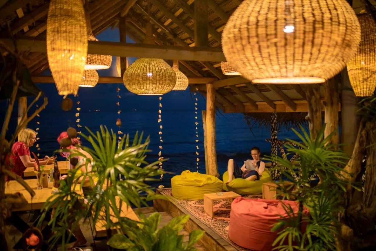 Backpack Beach Hostel & Reggae Bar Bussa المظهر الخارجي الصورة